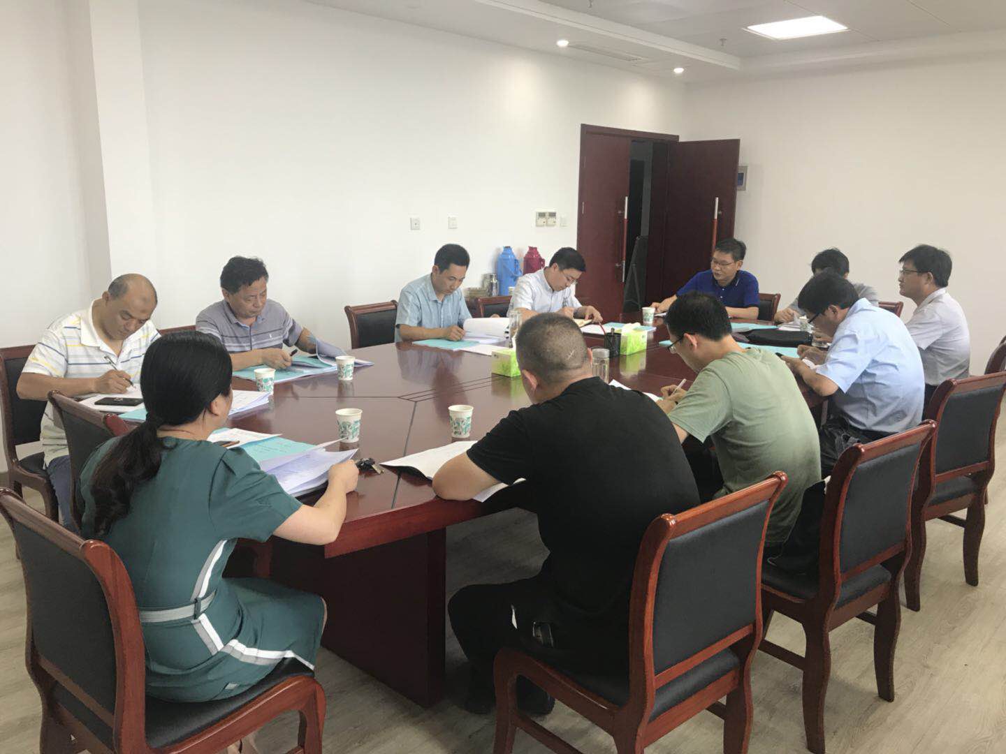 縣礦產(chǎn)公司參加漫水河及支流采砂規(guī)劃征求意見會(huì)